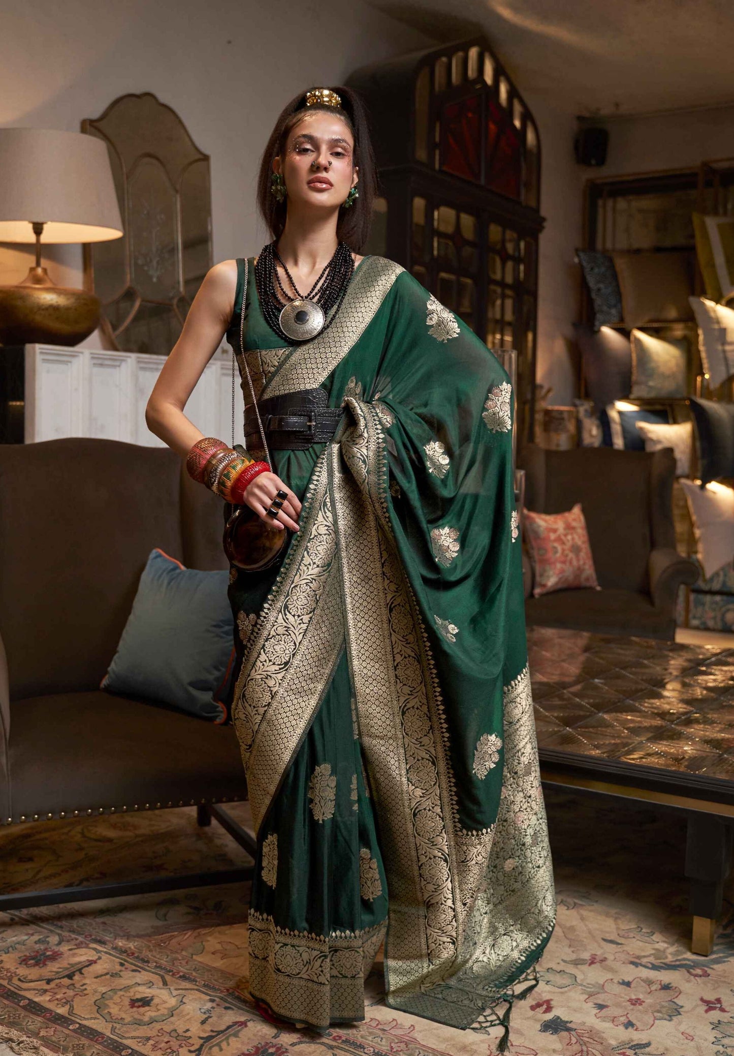 Georgette Sarees With Traditional Motif Work And Zari Work