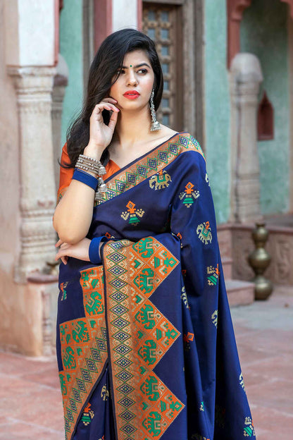 Patola Weaving Motif Silk Saree