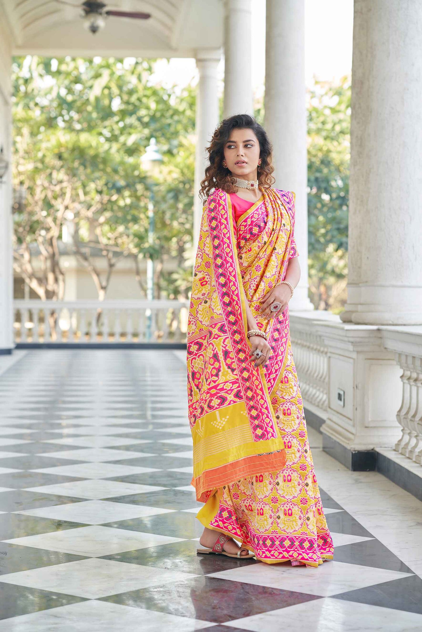 Patola Zari Work Weaving Silk Saree With Unstitched Blouse