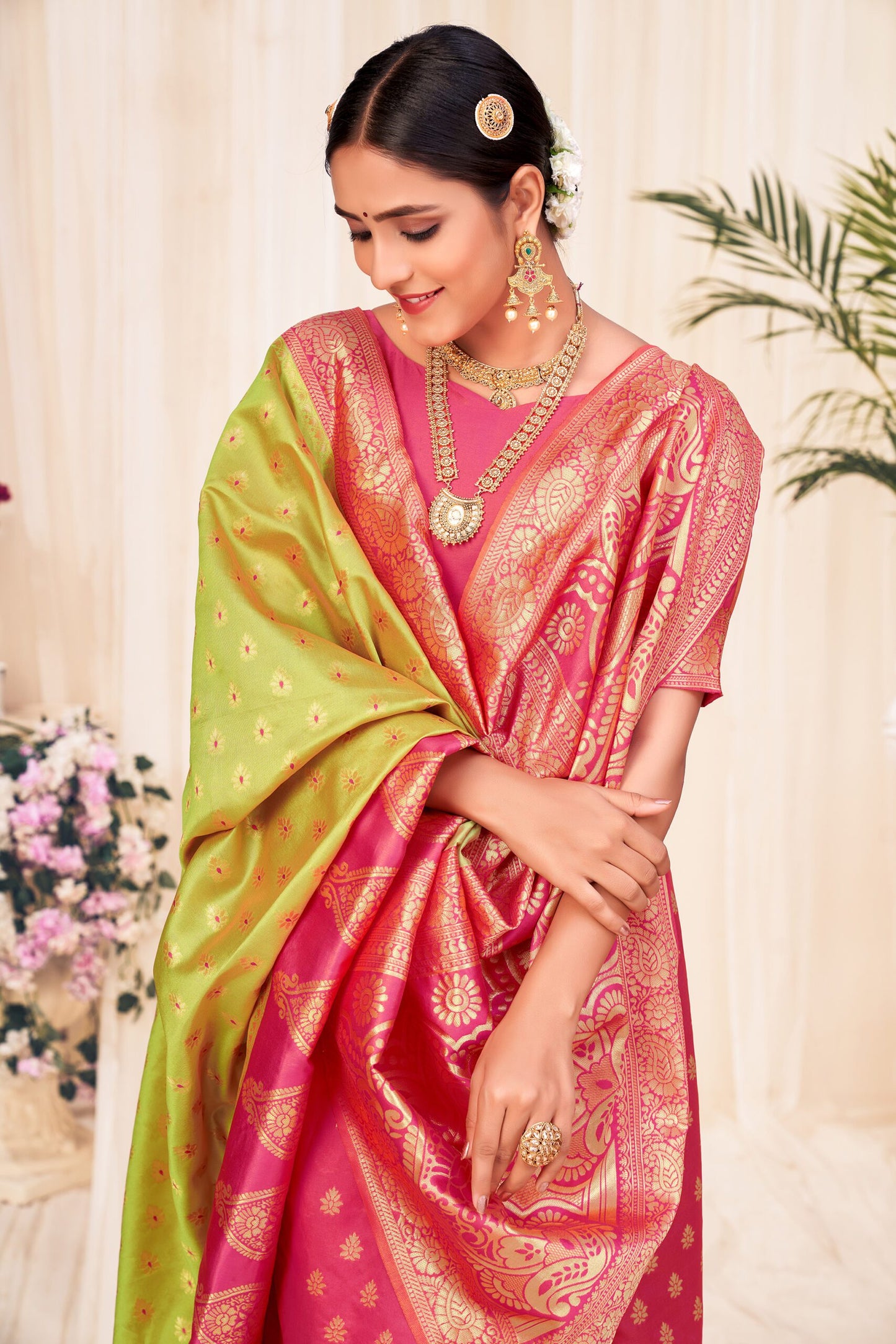 Rouge Pink Banarasi Weaving Silk Saree